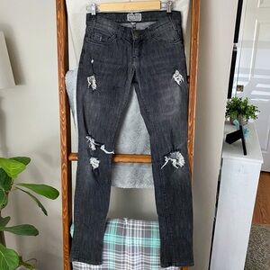 Current/Elliot / The Skinny Light Black Destroy